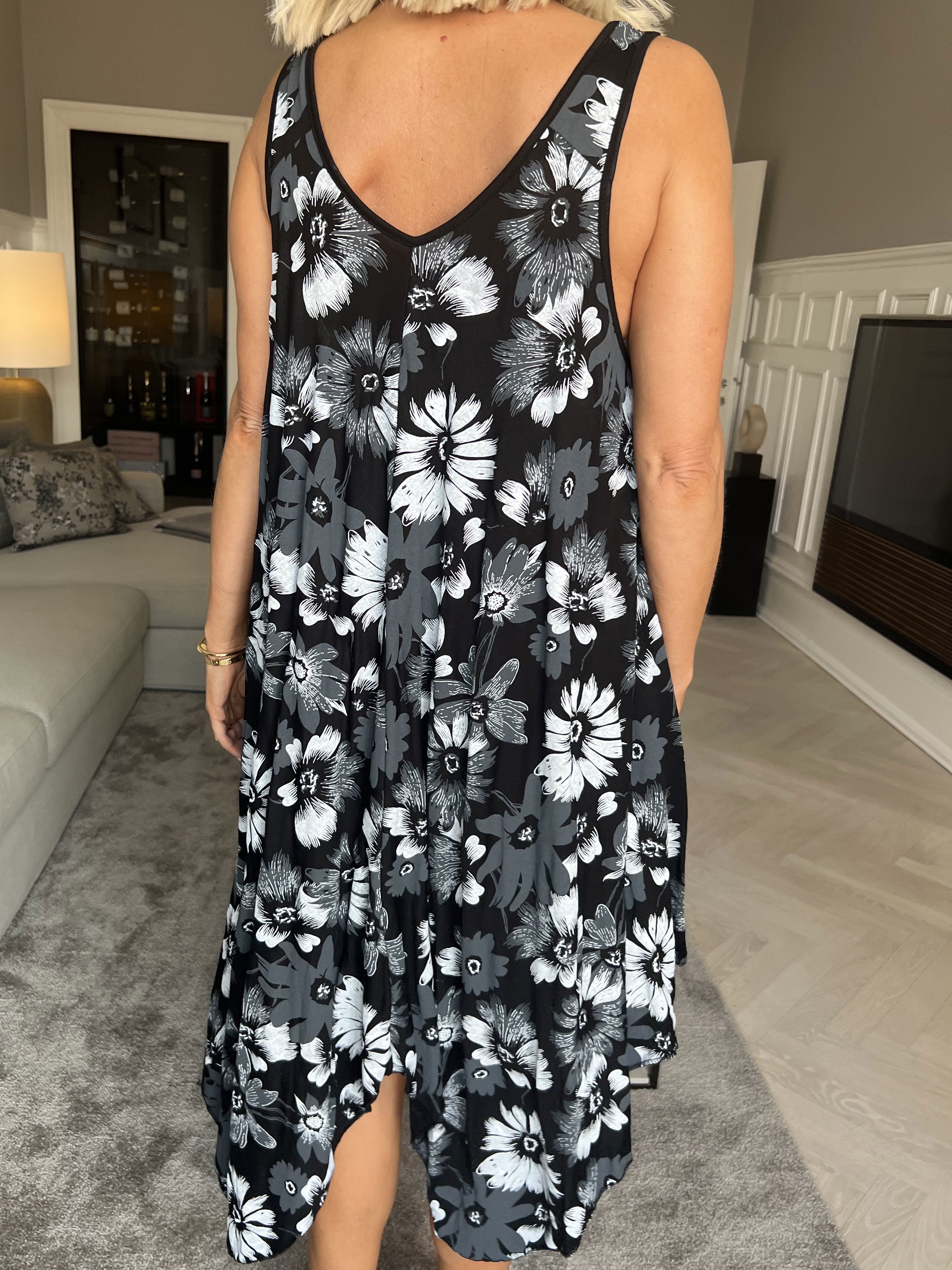 Blair - Luftig kjole i viskose med blomsterprint